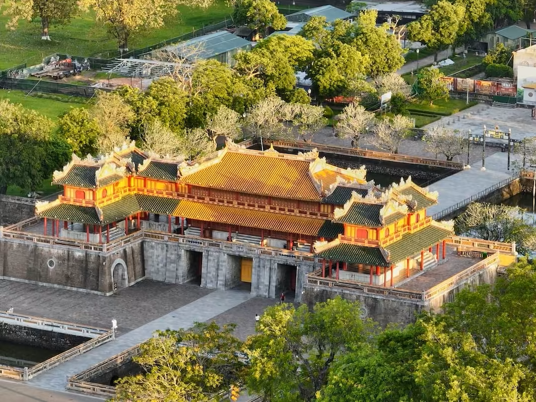 Da Nang - Hue 1-Tages-Tour: Khai Dinh Grab - Kaiserstadt Hue - Thien-Mu-Pagode